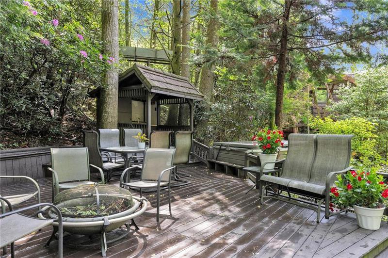 Image for property 17 Water Wheel Lane, Rabun Gap, GA 30568