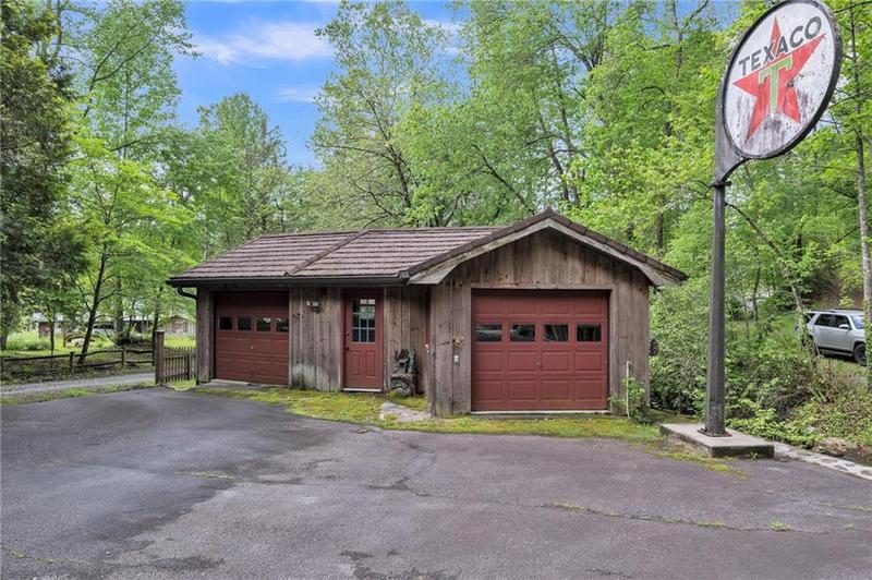 Image for property 17 Water Wheel Lane, Rabun Gap, GA 30568
