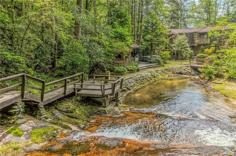 Image for property 17 Water Wheel Lane, Rabun Gap, GA 30568