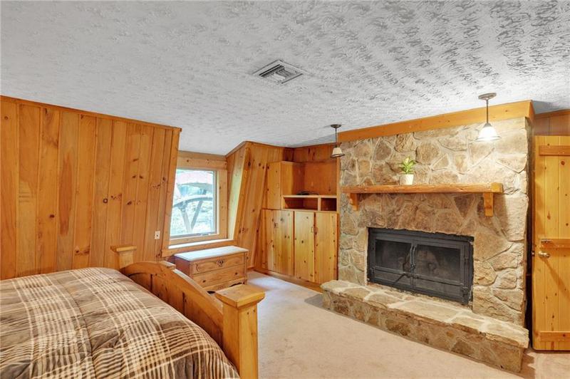 Image for property 17 Water Wheel Lane, Rabun Gap, GA 30568