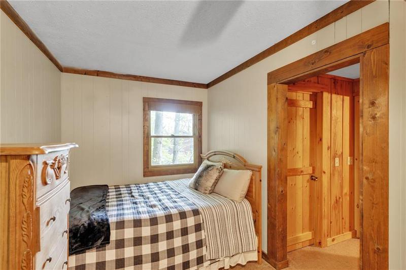Image for property 17 Water Wheel Lane, Rabun Gap, GA 30568