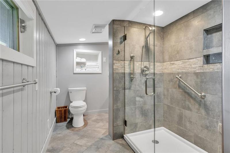 Image for property 17 Water Wheel Lane, Rabun Gap, GA 30568