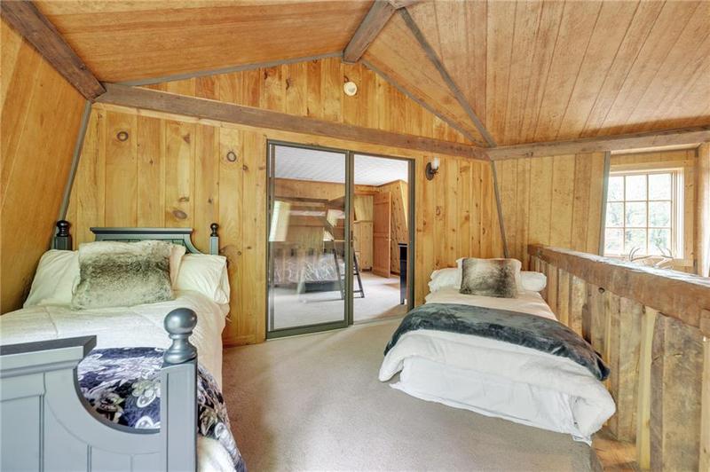 Image for property 17 Water Wheel Lane, Rabun Gap, GA 30568