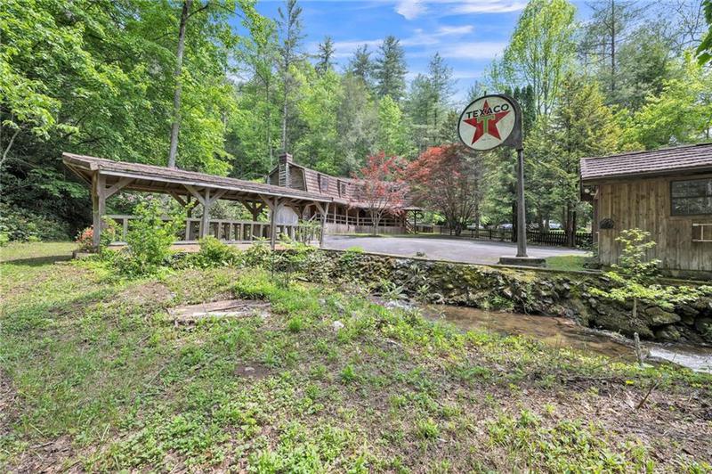 Image for property 17 Water Wheel Lane, Rabun Gap, GA 30568