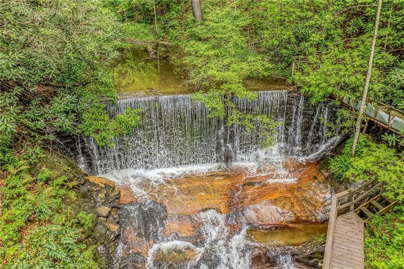 Image for property 17 Water Wheel Lane, Rabun Gap, GA 30568