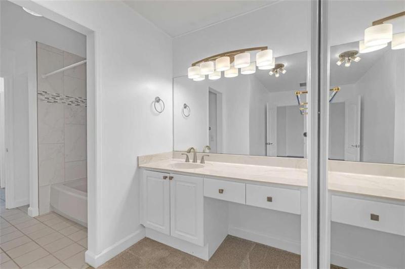 Image for property 3475 Oak Valley Road APT 650, Atlanta, GA 30326