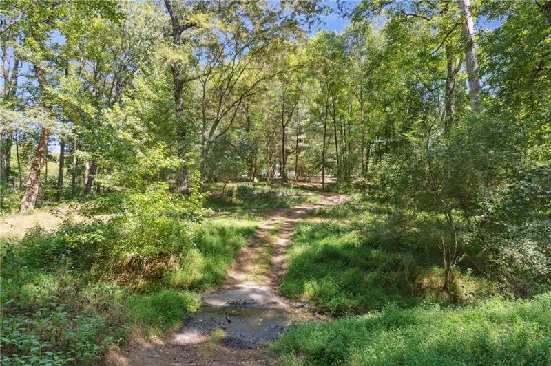 Image for property 865 Bill Watkins Road, Hoschton, GA 30548