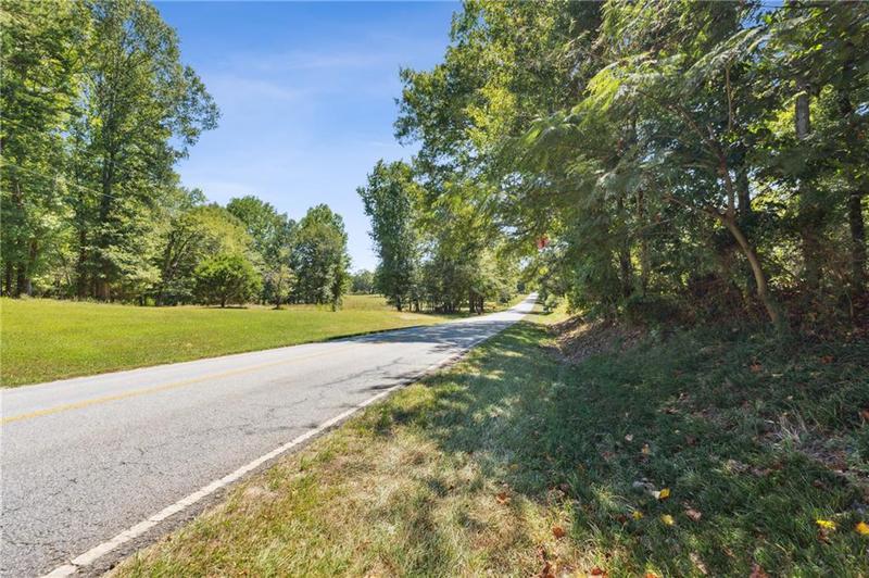 Image for property 865 Bill Watkins Road, Hoschton, GA 30548
