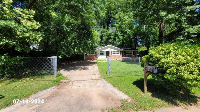 Image for property 2058 BARBARA Lane, Decatur, GA 30032