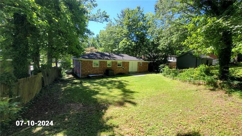 Image for property 2058 BARBARA Lane, Decatur, GA 30032