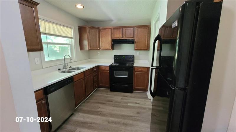 Image for property 2058 BARBARA Lane, Decatur, GA 30032