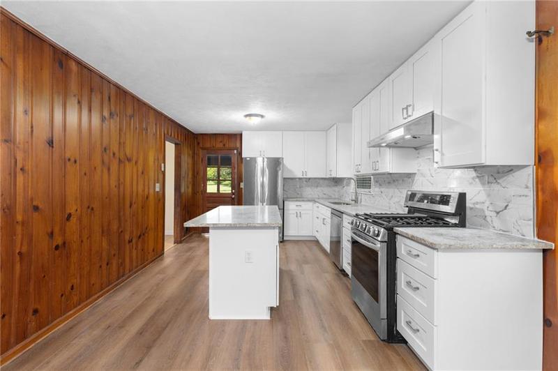Image for property 4440 Stonewall Tell Road, Atlanta, GA 30349