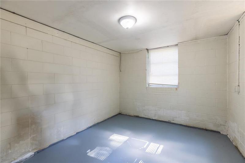 Image for property 4440 Stonewall Tell Road, Atlanta, GA 30349