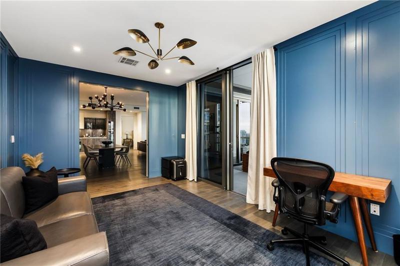 Image for property 3107 Peachtree Road NE Unit #1803, Atlanta, GA 30305