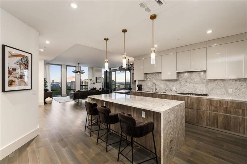 Image for property 3107 Peachtree Road NE Unit #1803, Atlanta, GA 30305