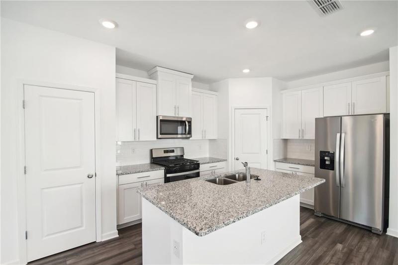 Image for property 269 Bald Avenue 18, Stockbridge, GA 30253