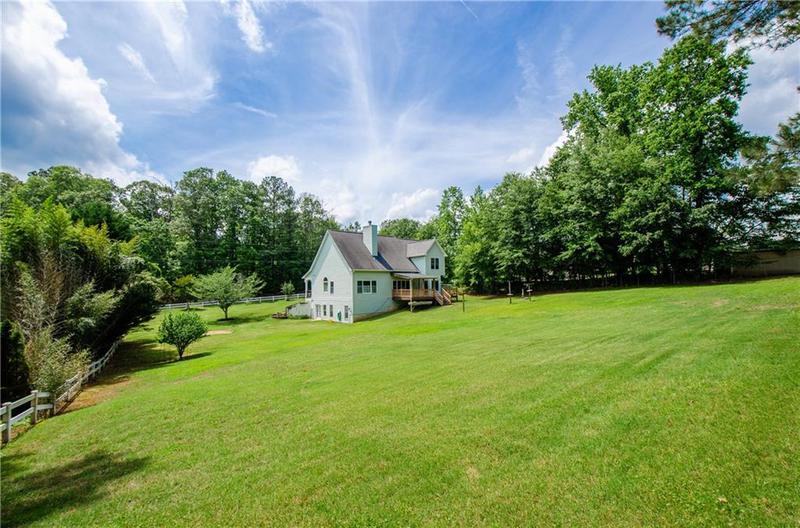Image for property 410 Hendon Road, Woodstock, GA 30188