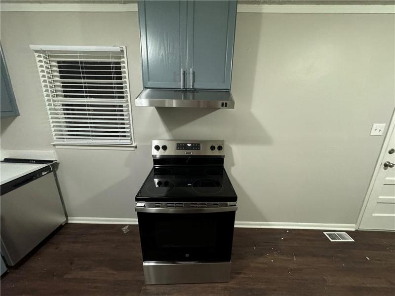 Image for property 8121 Jefferson Avenue, Covington, GA 30014