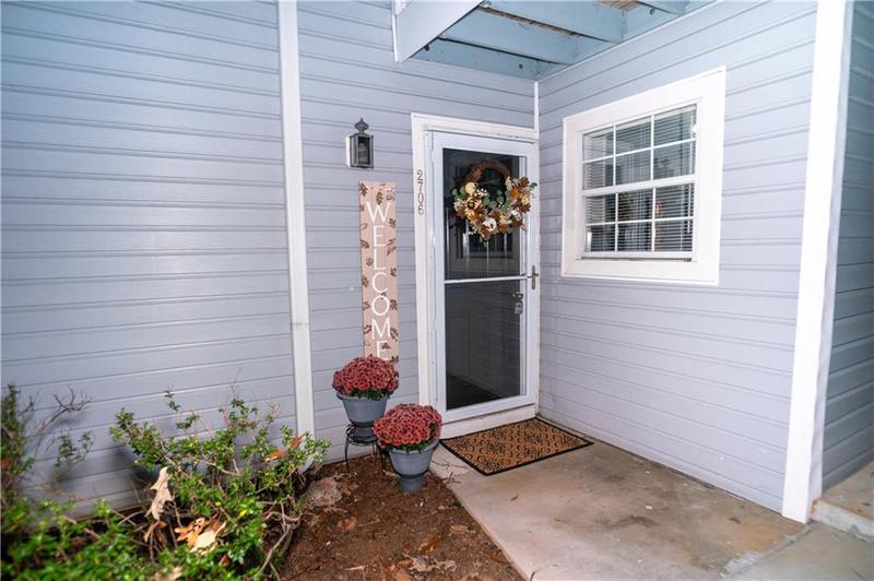 Image for property 2706 Suwanee Way 12, Marietta, GA 30067