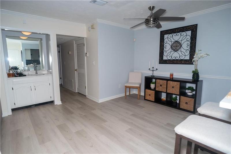 Image for property 2706 Suwanee Way 12, Marietta, GA 30067