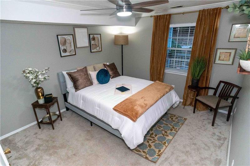 Image for property 2706 Suwanee Way 12, Marietta, GA 30067