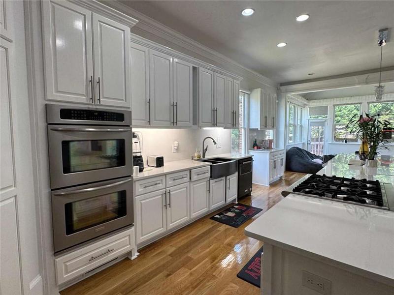 Image for property 3450 Camellia Lane, Suwanee, GA 30024