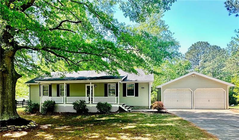 Image for property 1836 RAINBOW Lane, Powder Springs, GA 30127