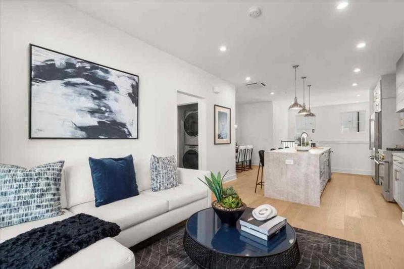 Image for property 201 New Street 2201-9, Decatur, GA 30030
