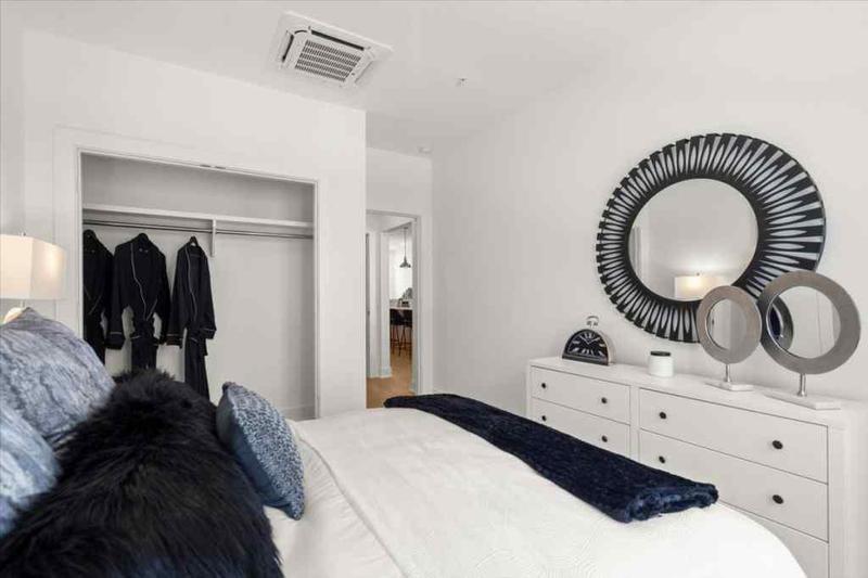 Image for property 201 New Street 2201-9, Decatur, GA 30030