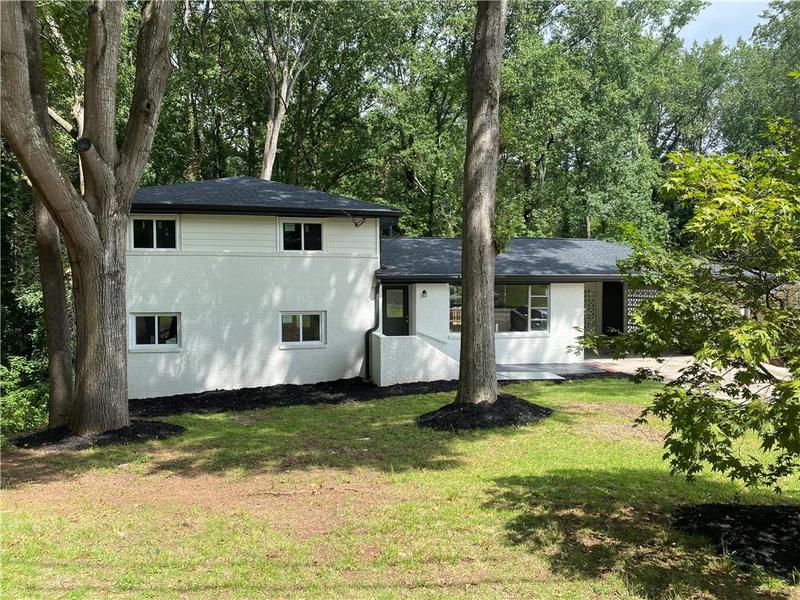 Image for property 3211 Thrasher Circle, Decatur, GA 30032