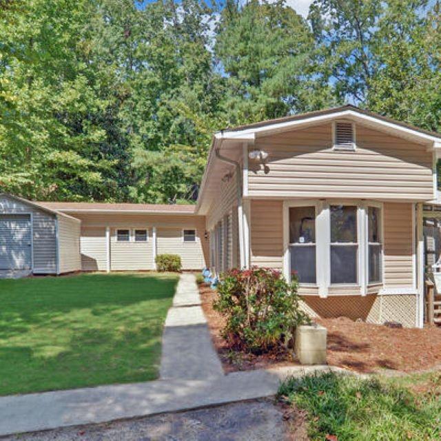 Image for property 6975 Lakeside Place, Gainesville, GA 30506