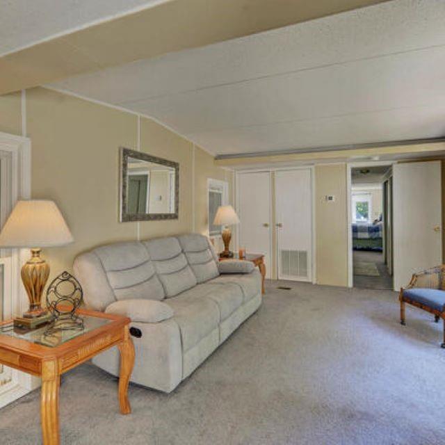 Image for property 6975 Lakeside Place, Gainesville, GA 30506