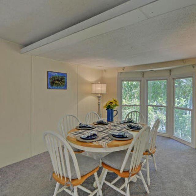 Image for property 6975 Lakeside Place, Gainesville, GA 30506