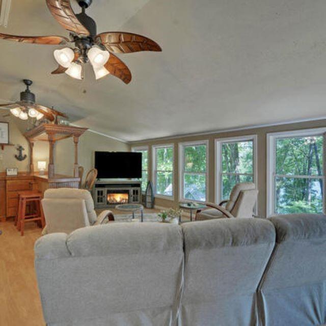 Image for property 6975 Lakeside Place, Gainesville, GA 30506