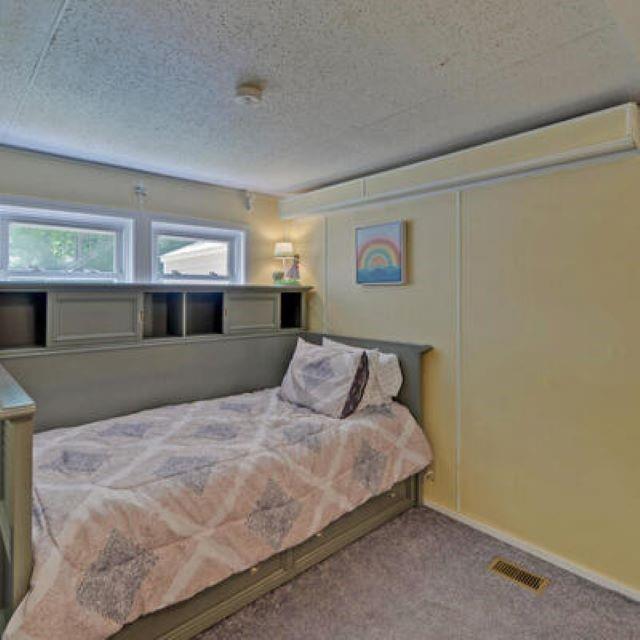 Image for property 6975 Lakeside Place, Gainesville, GA 30506