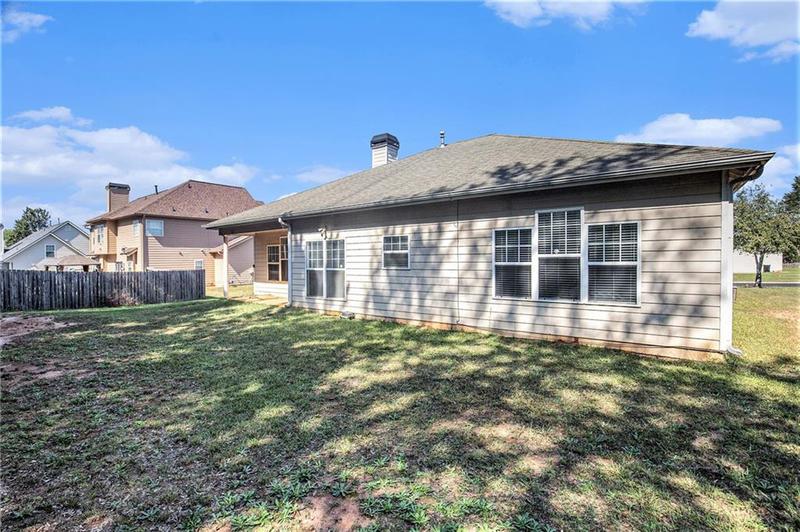 Image for property 421 Bedford Crossing, Mcdonough, GA 30253