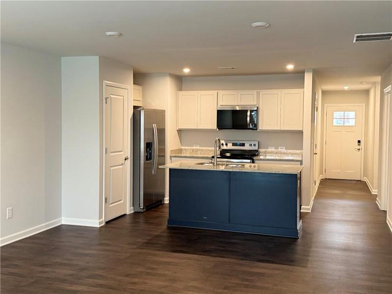 Image for property 21 Silver Leaf Lane, Dawsonville, GA 30534