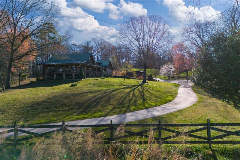 Image for property 3721 Mason Creek Road, Winston, GA 30187