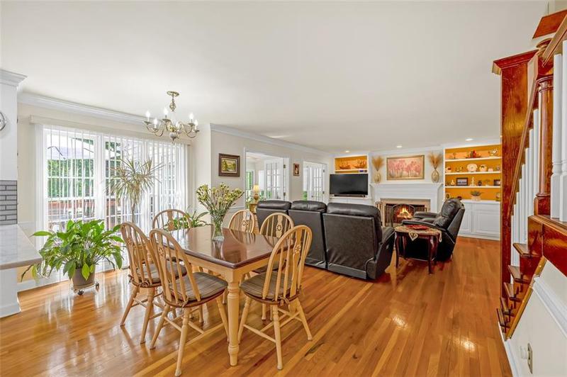 Image for property 222 MOSSY Place, Alpharetta, GA 30005