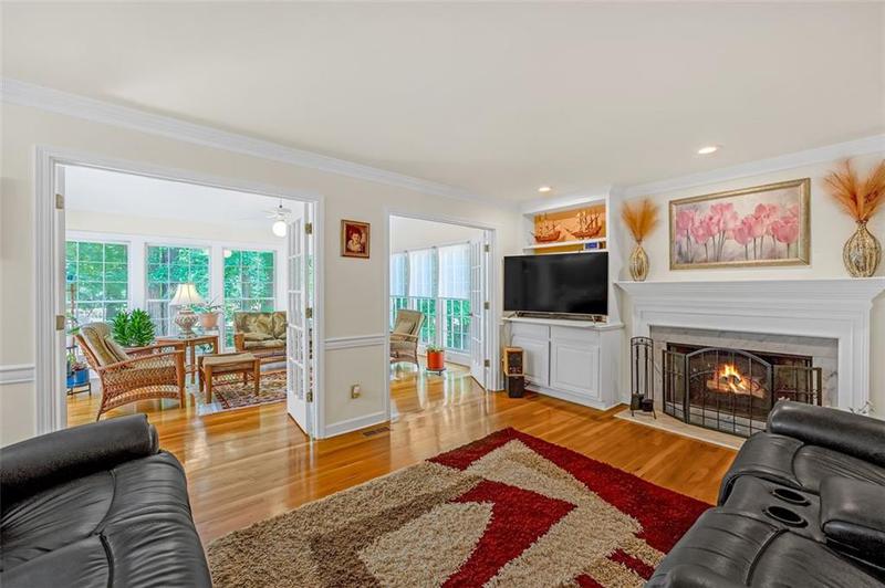 Image for property 222 MOSSY Place, Alpharetta, GA 30005