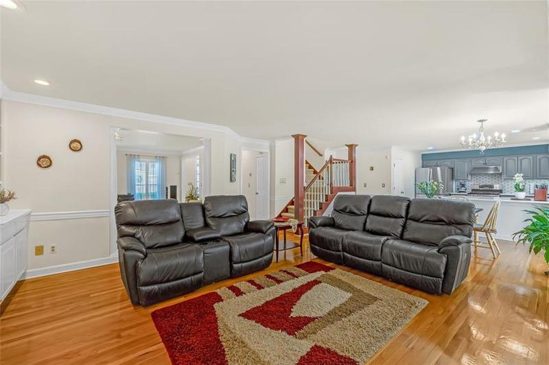 Image for property 222 MOSSY Place, Alpharetta, GA 30005