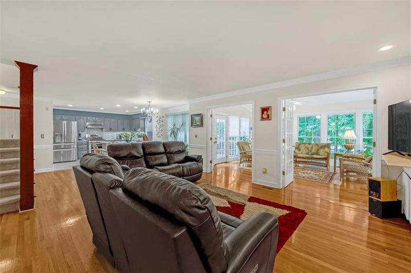 Image for property 222 MOSSY Place, Alpharetta, GA 30005