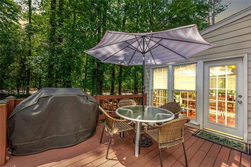 Image for property 222 MOSSY Place, Alpharetta, GA 30005