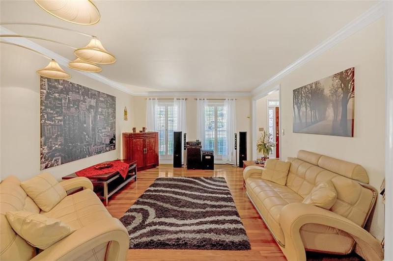 Image for property 222 MOSSY Place, Alpharetta, GA 30005