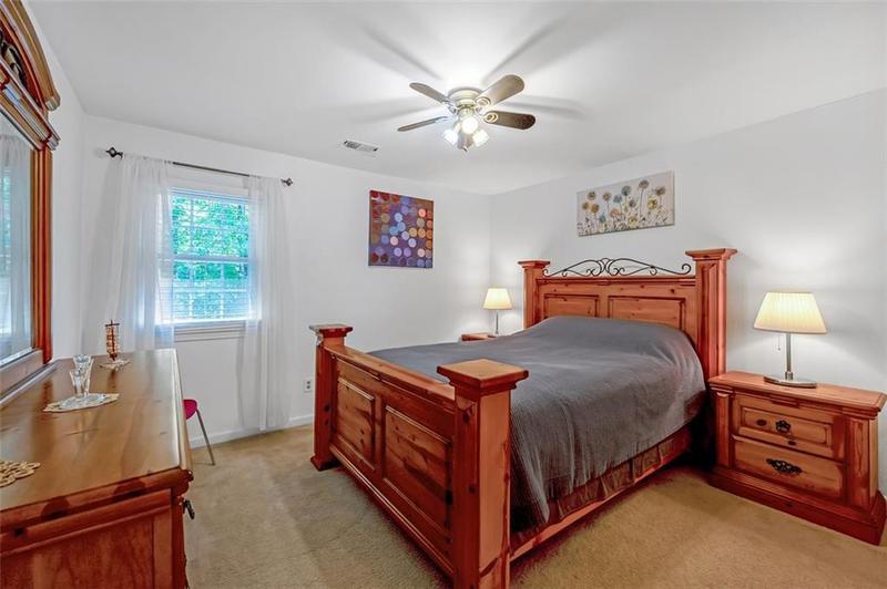 Image for property 222 MOSSY Place, Alpharetta, GA 30005