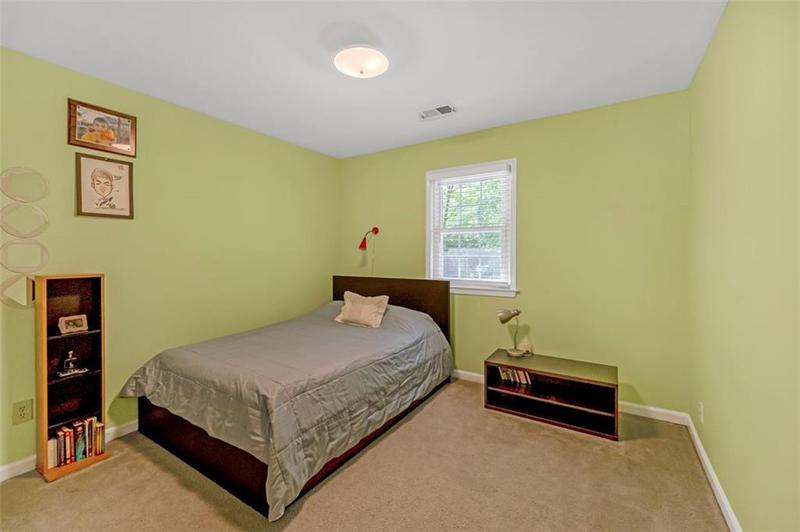 Image for property 222 MOSSY Place, Alpharetta, GA 30005