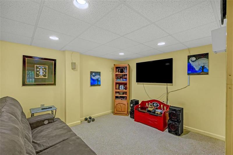 Image for property 222 MOSSY Place, Alpharetta, GA 30005