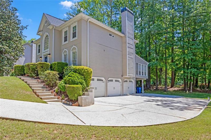 Image for property 222 MOSSY Place, Alpharetta, GA 30005