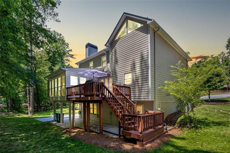 Image for property 222 MOSSY Place, Alpharetta, GA 30005