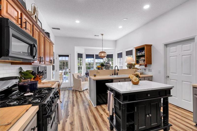 Image for property 4385 Pinehollow Court, Alpharetta, GA 30022
